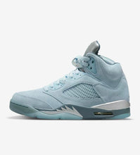 Load image into Gallery viewer, Wmns Air Jordan 5 Retro &#39;Blue Bird&#39;