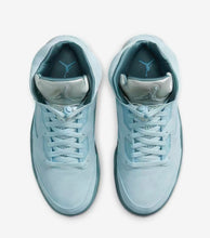 Load image into Gallery viewer, Wmns Air Jordan 5 Retro &#39;Blue Bird&#39;